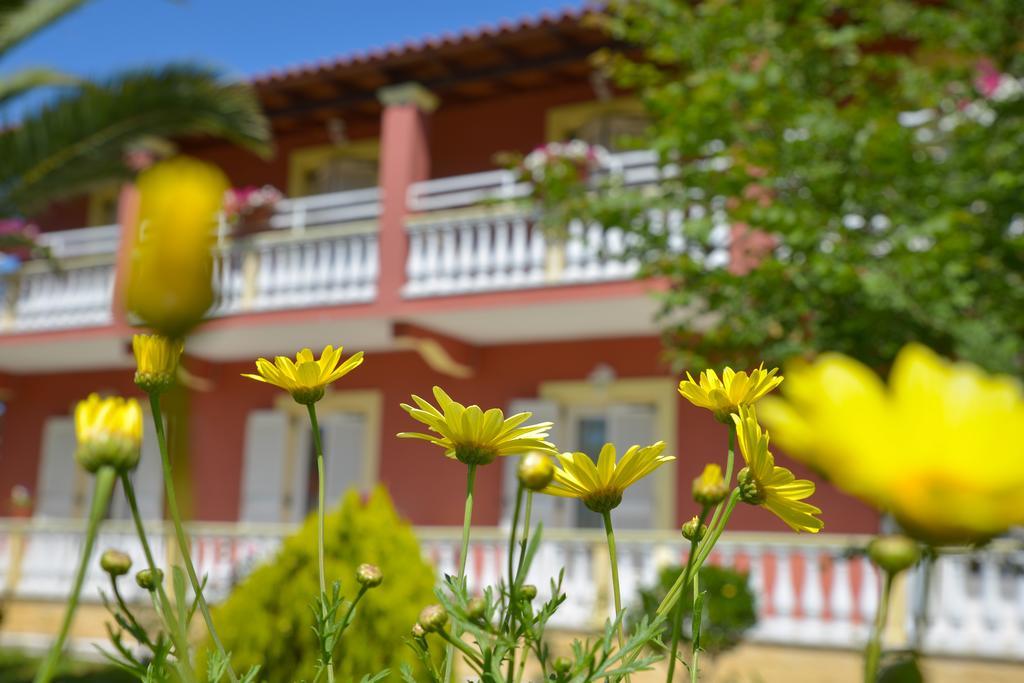 Apartmán Giannis And Fridas Garden Sidárion Exteriér fotografie