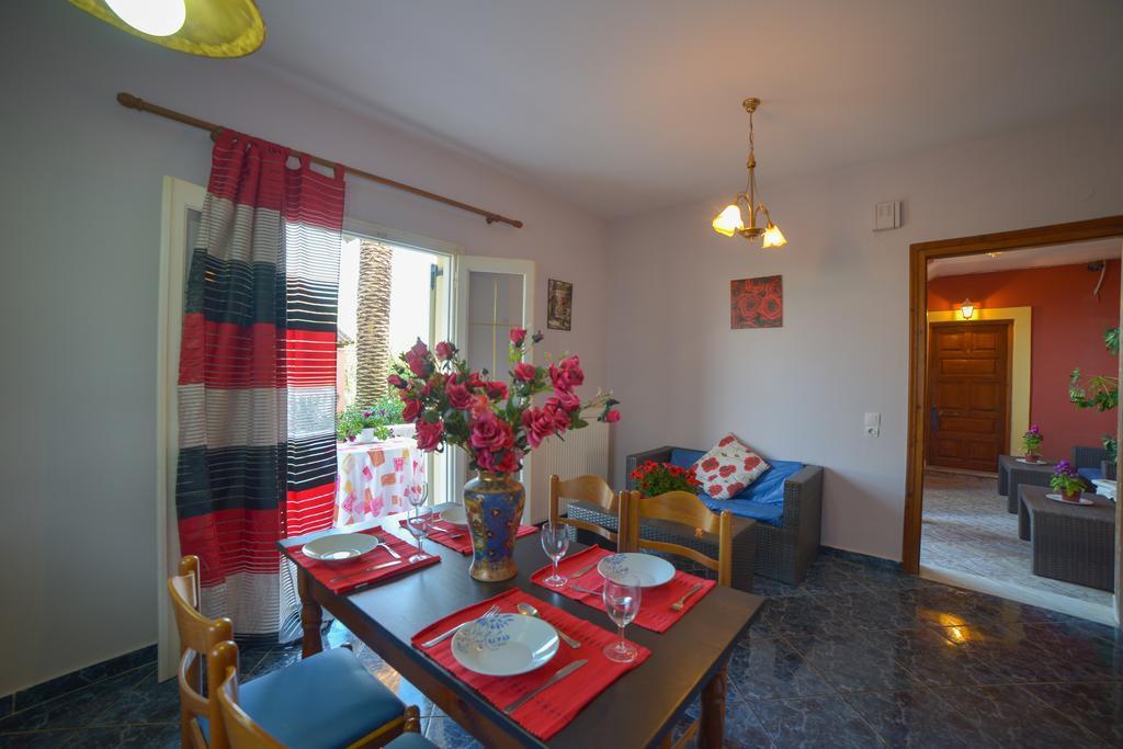 Apartmán Giannis And Fridas Garden Sidárion Pokoj fotografie